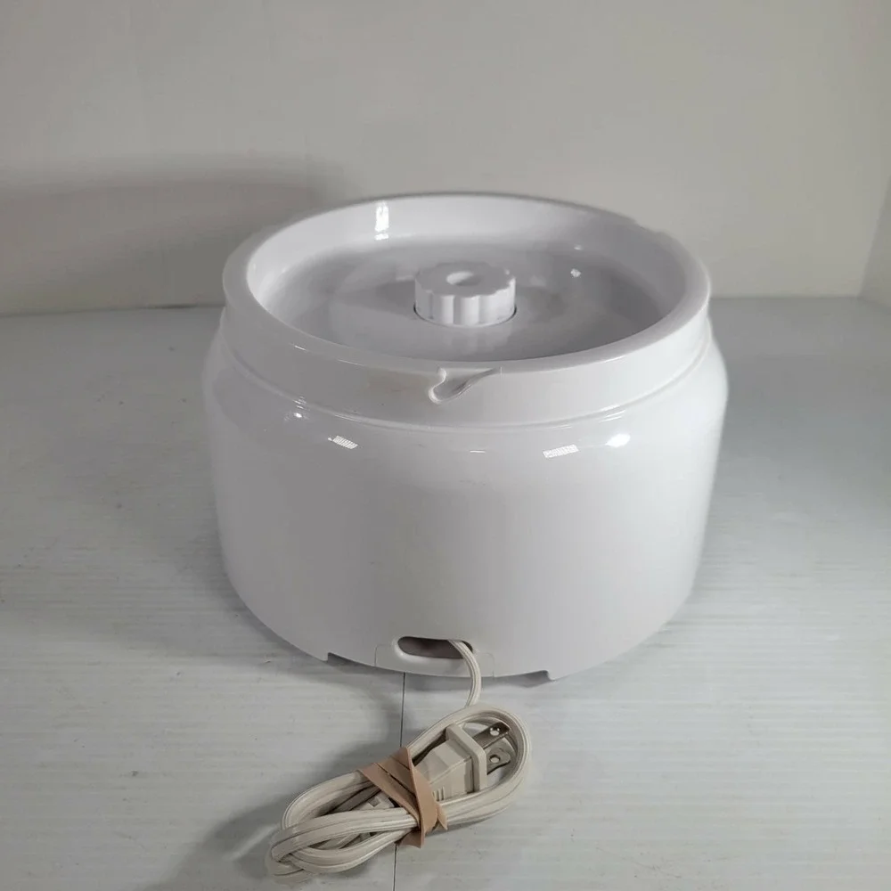 Cuisinart‎ Ice Cream ICE-21 Frozen Yogurt Maker Motor Base White - Works Great